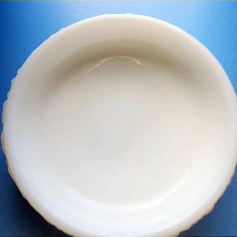 FLAW READ 1972 Avon Love Nest Milk Glass Soap Dish Trinket Holder White VTG